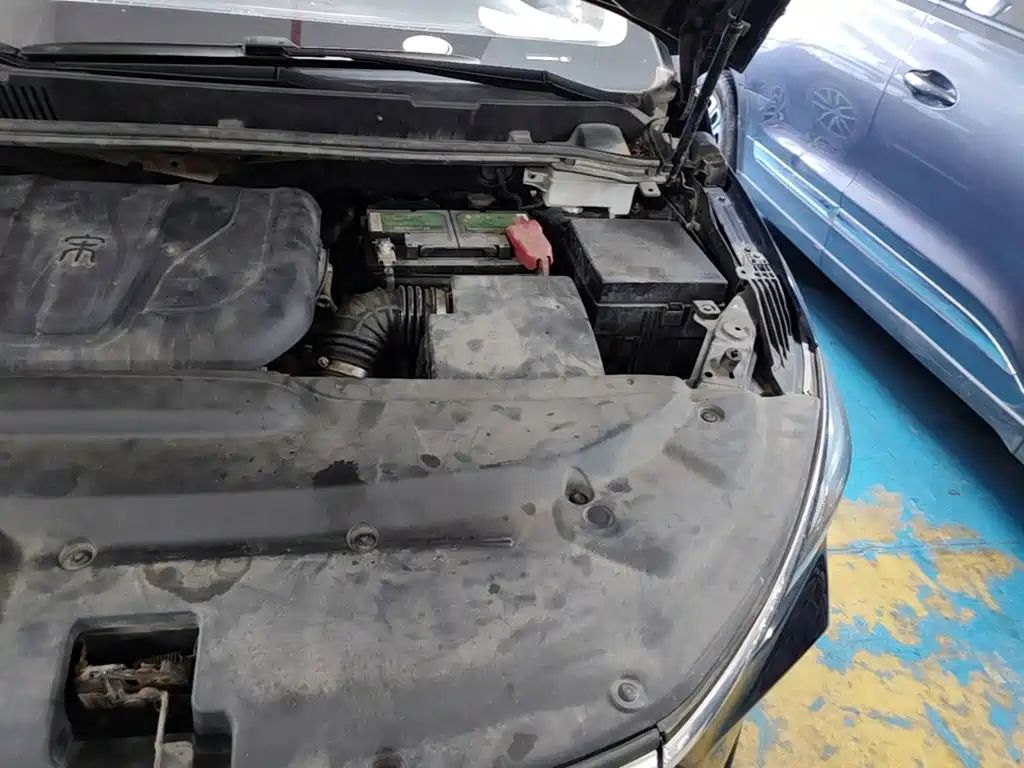 BYD MAX — миниатюра 22