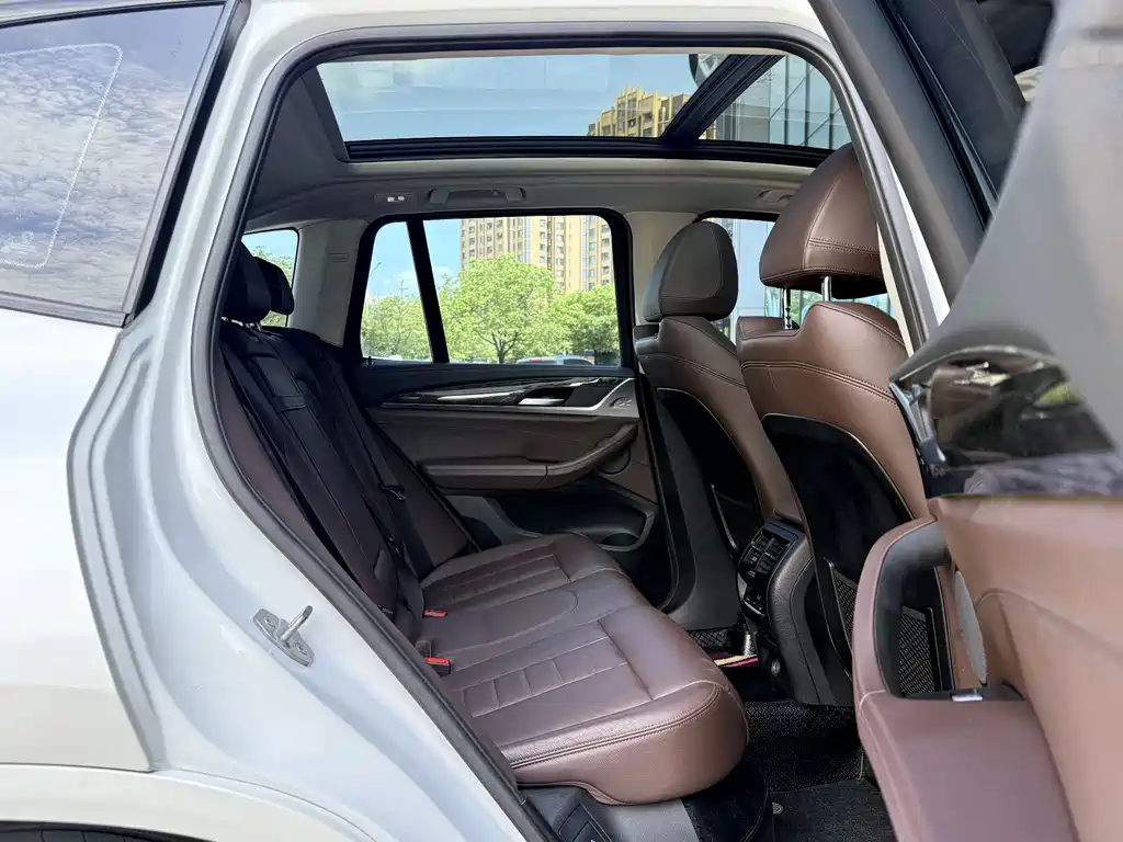 BMW X3 2018 xDrive30i Lead M Sport V