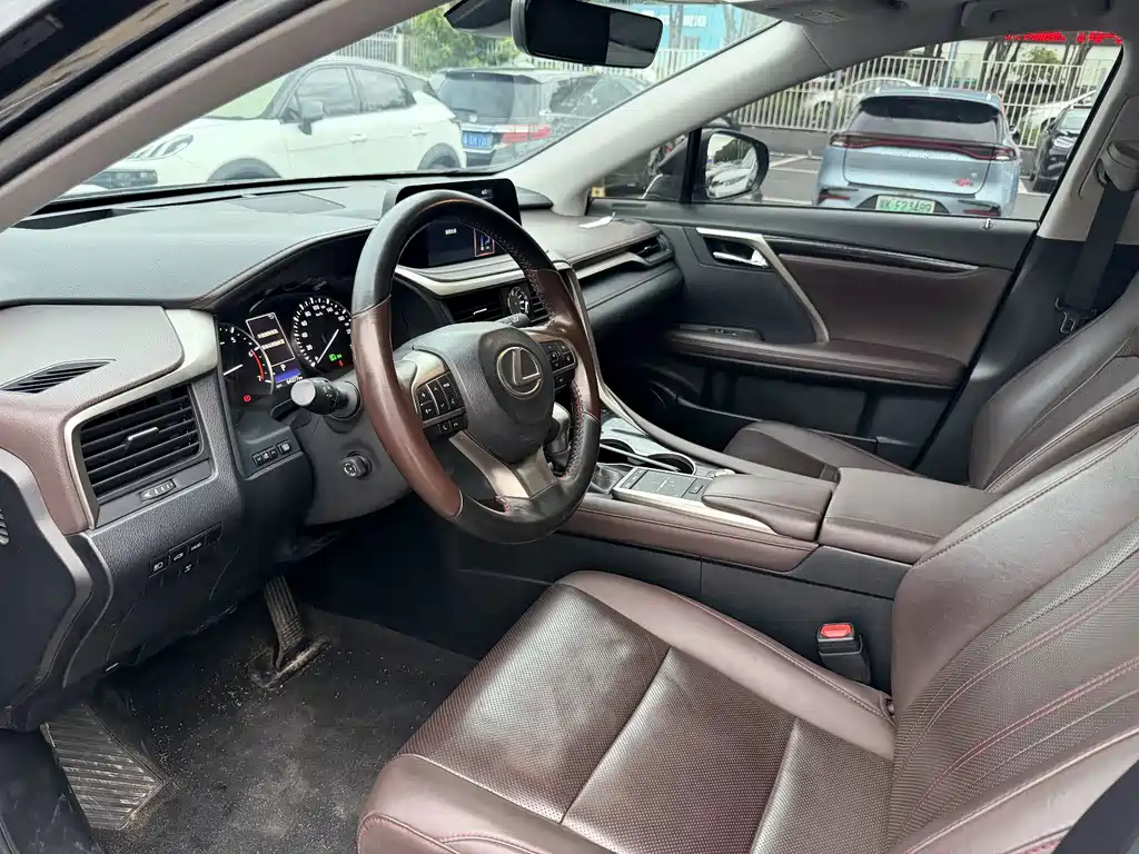 Lexus RX — миниатюра 7
