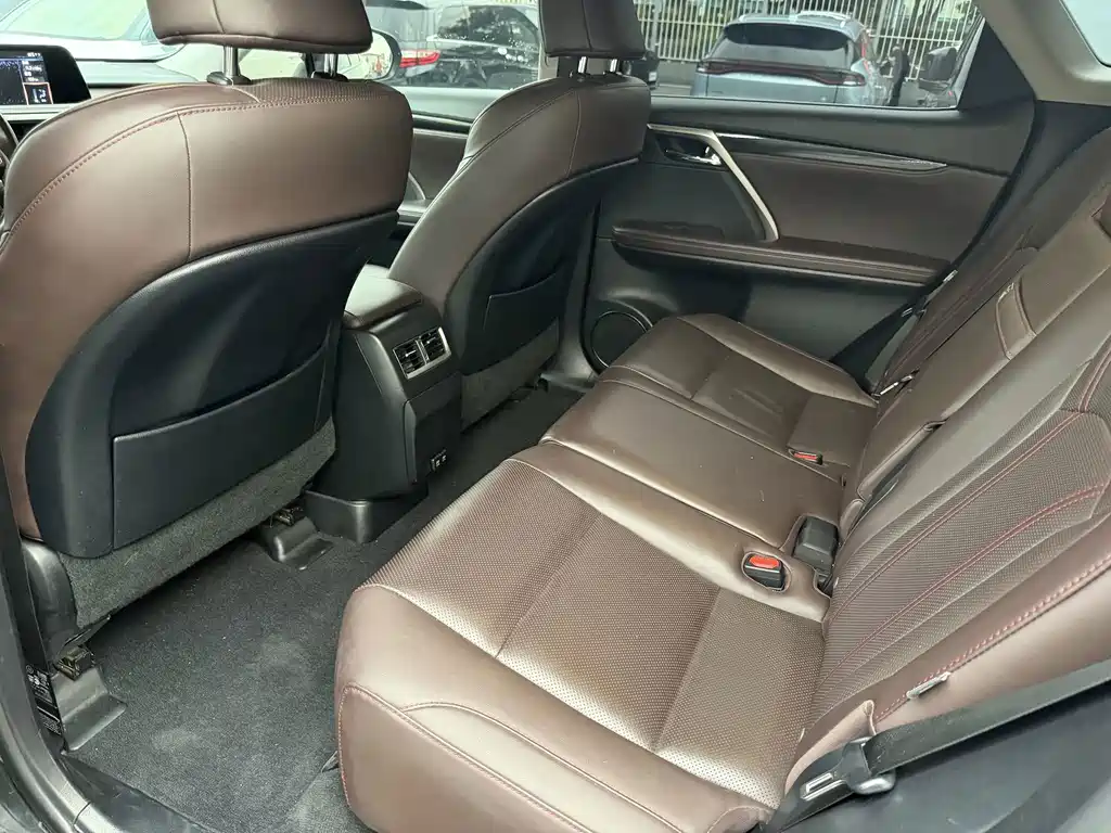 Lexus RX — миниатюра 9