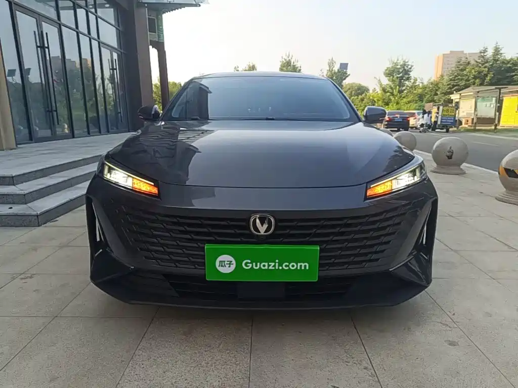 Changan Yida — миниатюра 3