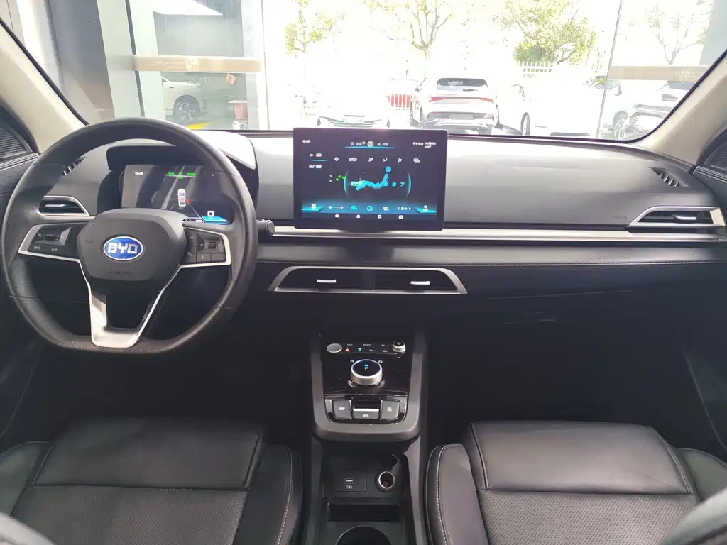BYD e3 — миниатюра 9