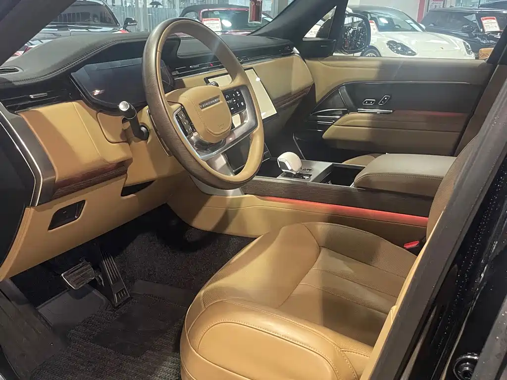 Land Rover Range Rover — миниатюра 3