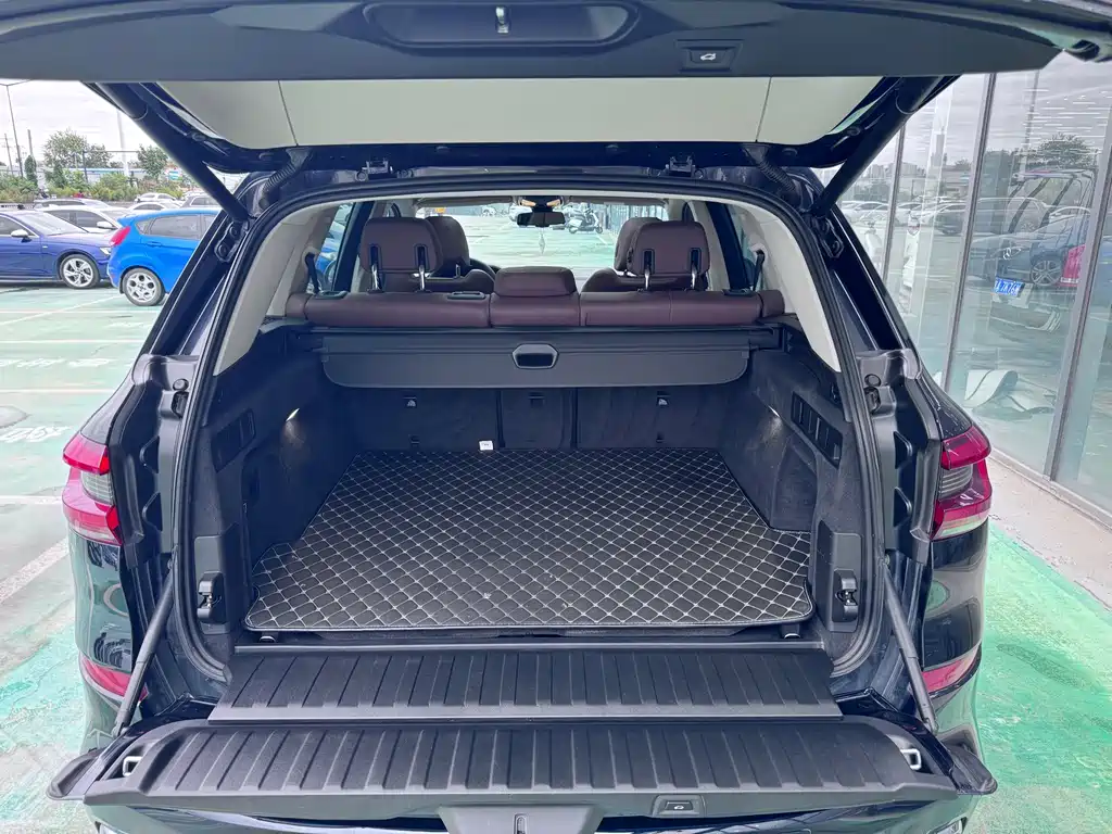 BMW X5 (Import) — миниатюра 15