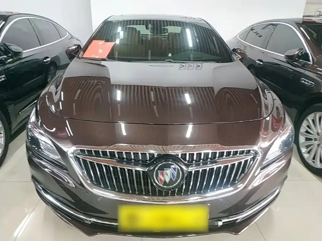 Buick LaCrosse — миниатюра 3
