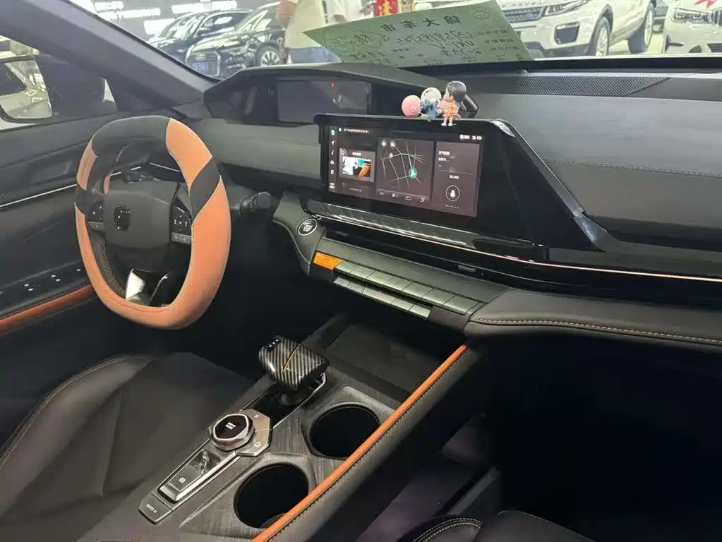 Changan UNI-V — миниатюра 8