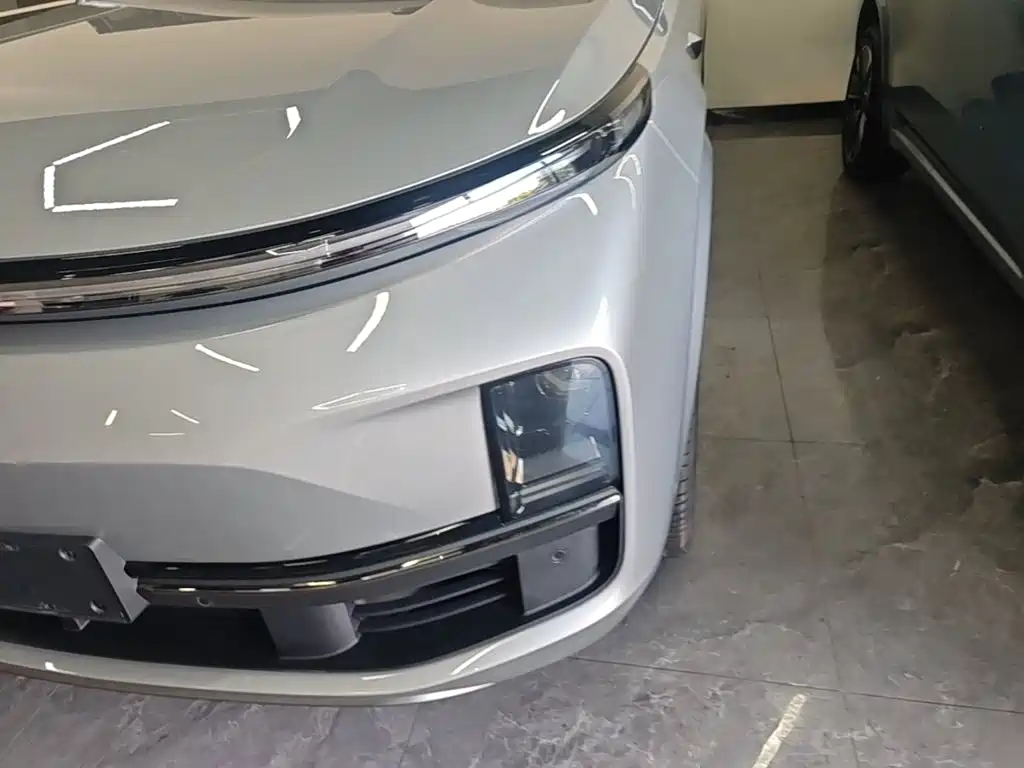 Li Auto Li L8 — миниатюра 24