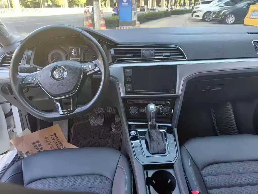 Volkswagen Lamando — миниатюра 5