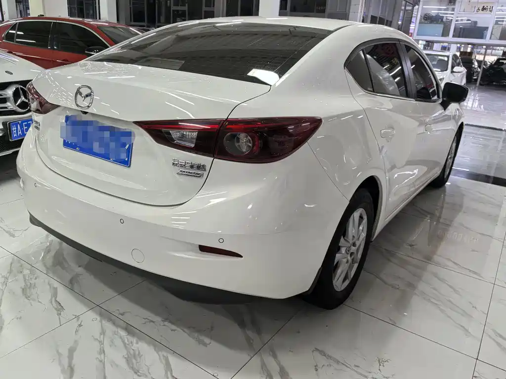 Mazda 3 Axela — миниатюра 6