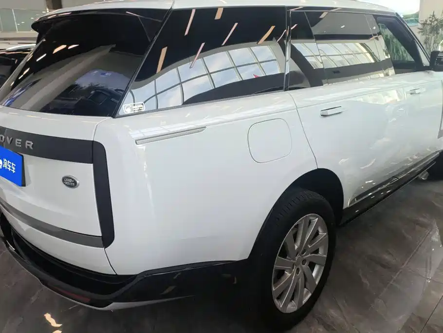 Land Rover Range Rover — миниатюра 3