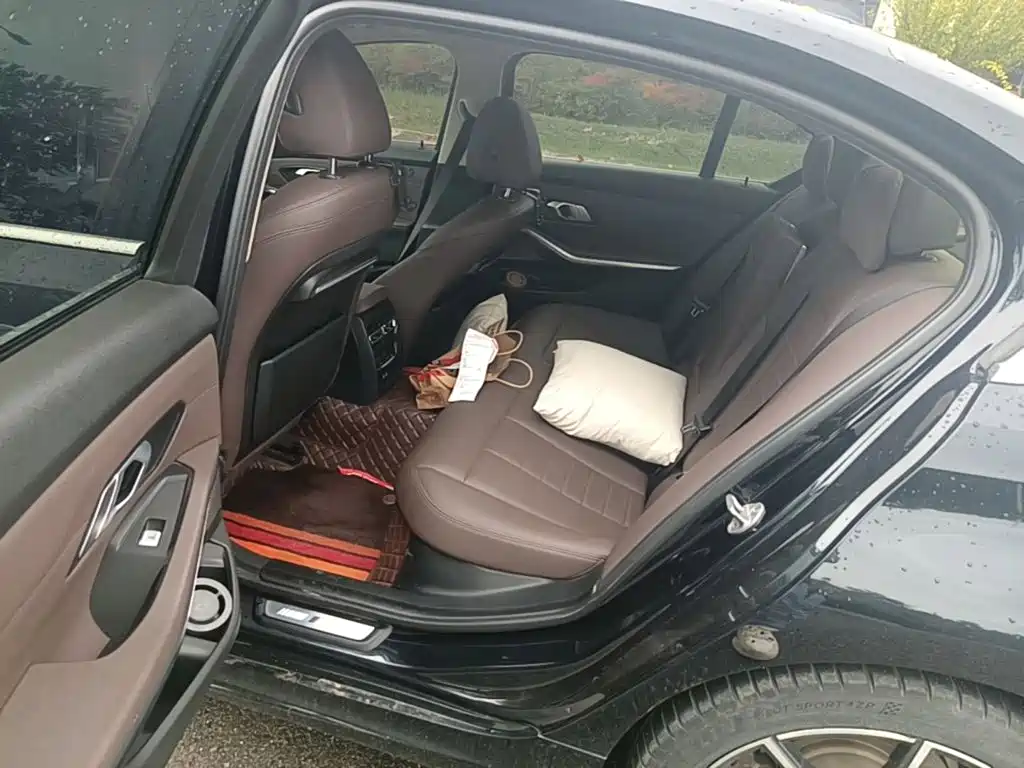 BMW 3 Series — миниатюра 17