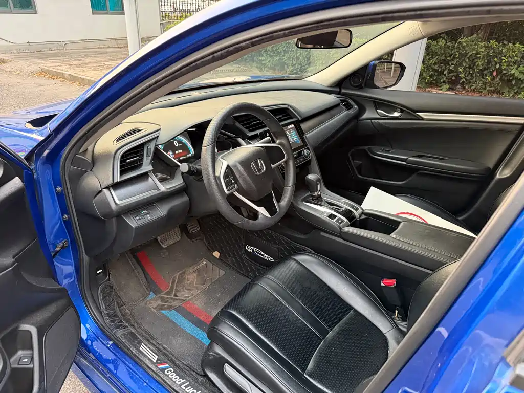 Honda Civic — миниатюра 7
