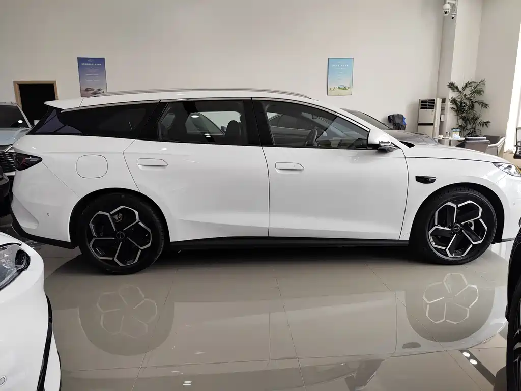 BYD Seal 06 DM-i Touring — миниатюра 7