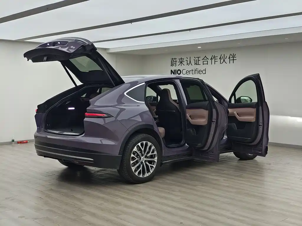 NIO EC6 2024 75kWh