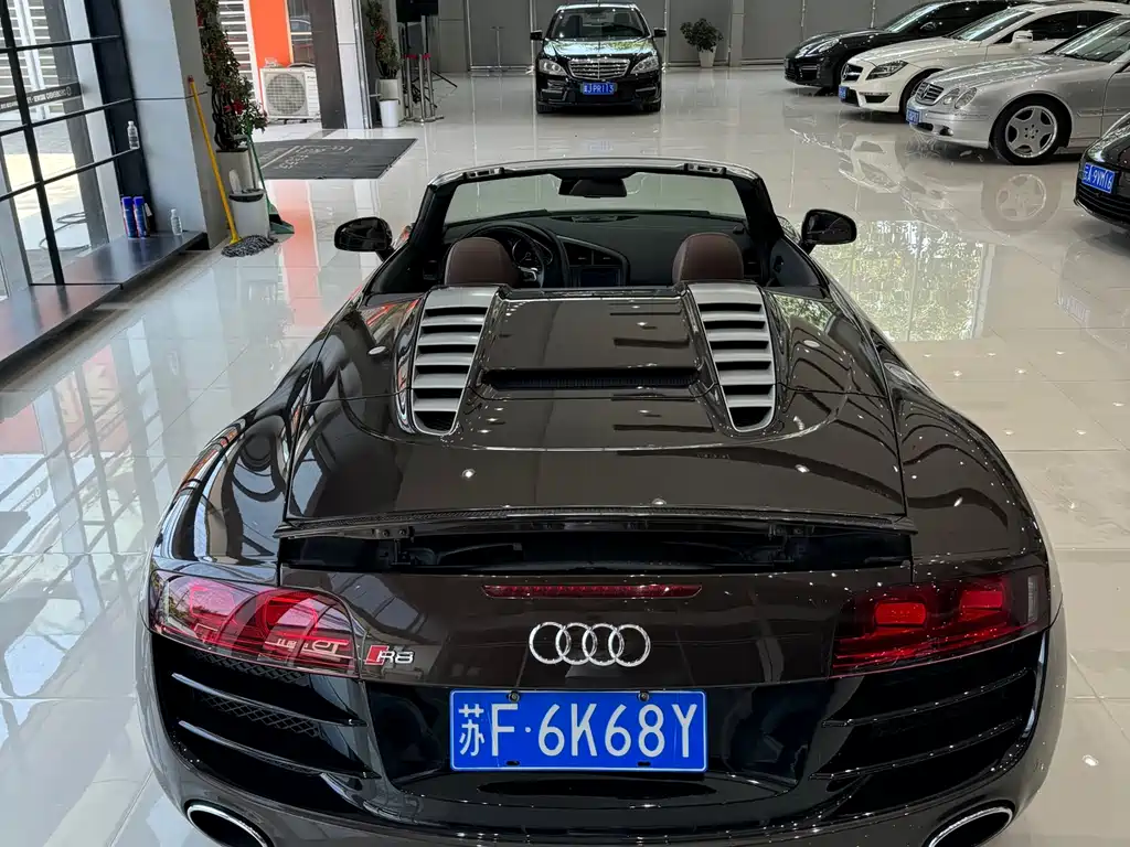 Audi R8 2011 Spyder 5.2 FSI quattro