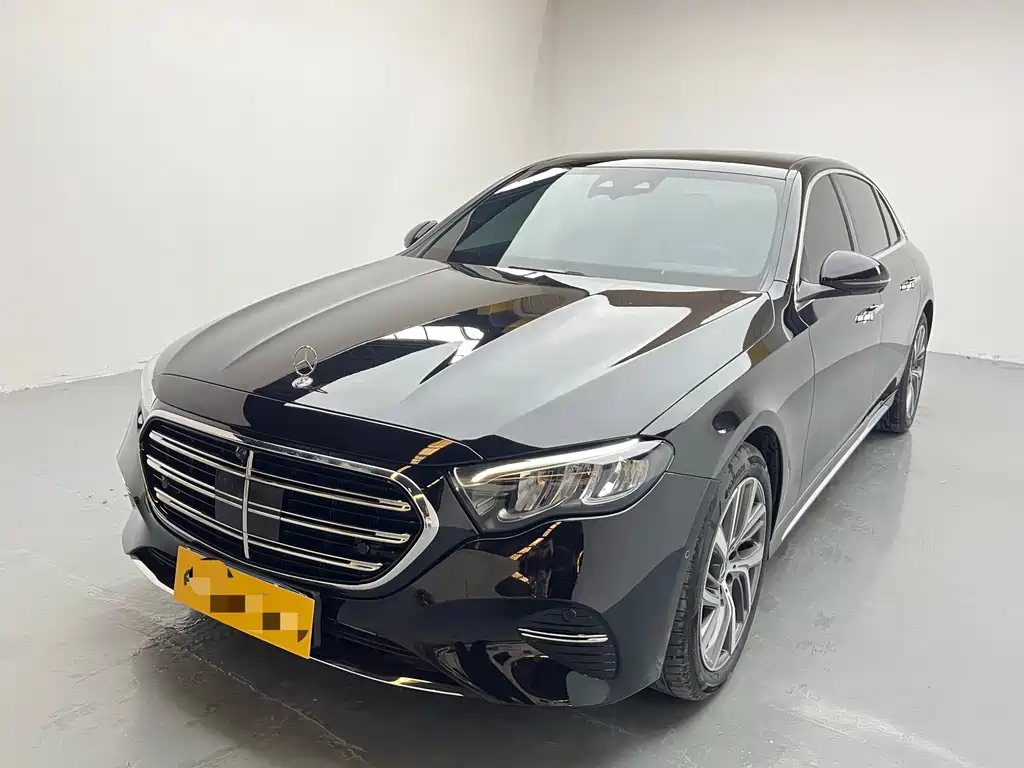 Mercedes-Benz E-Class 2024