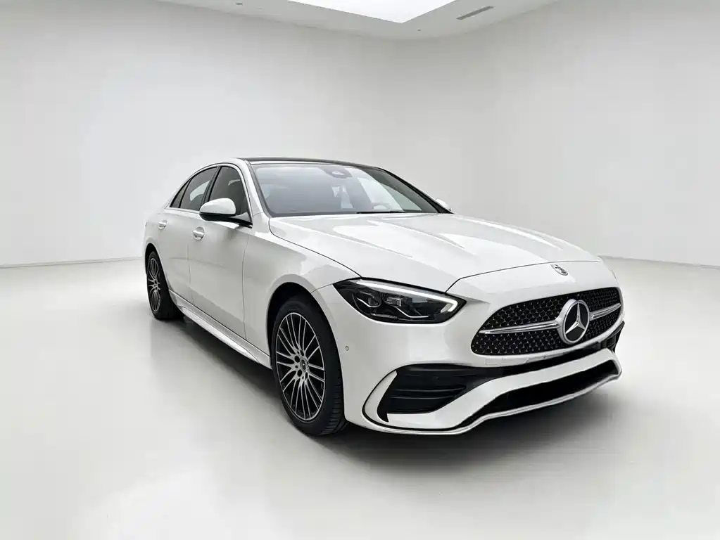 Mercedes-Benz C-Class — миниатюра 3