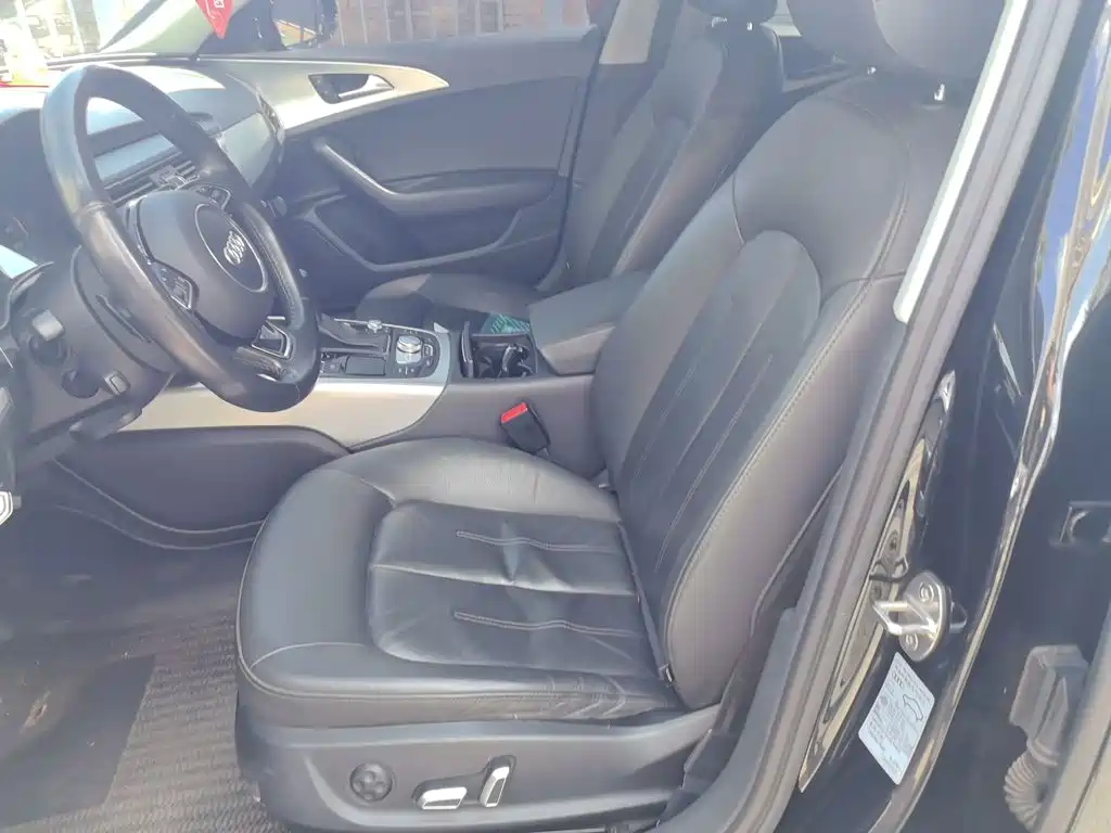 Audi A6L — миниатюра 11