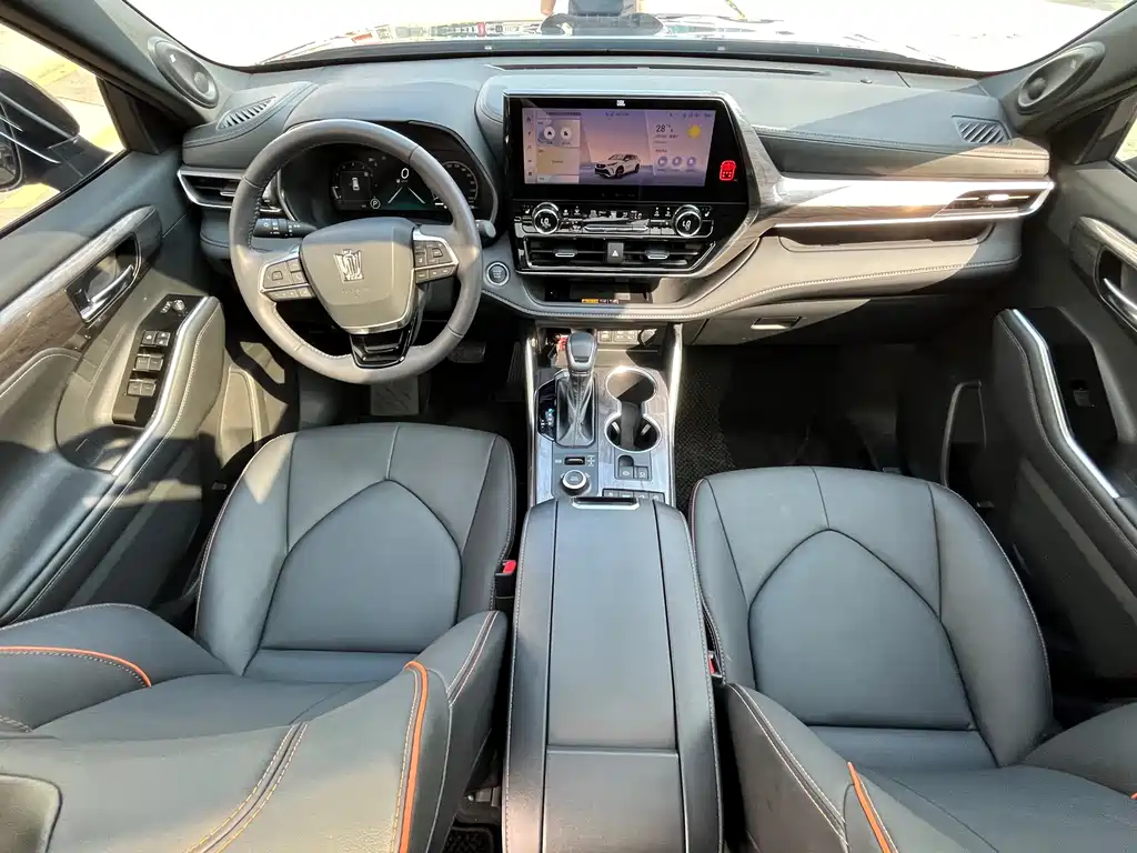 Toyota Crown Kluger — миниатюра 30