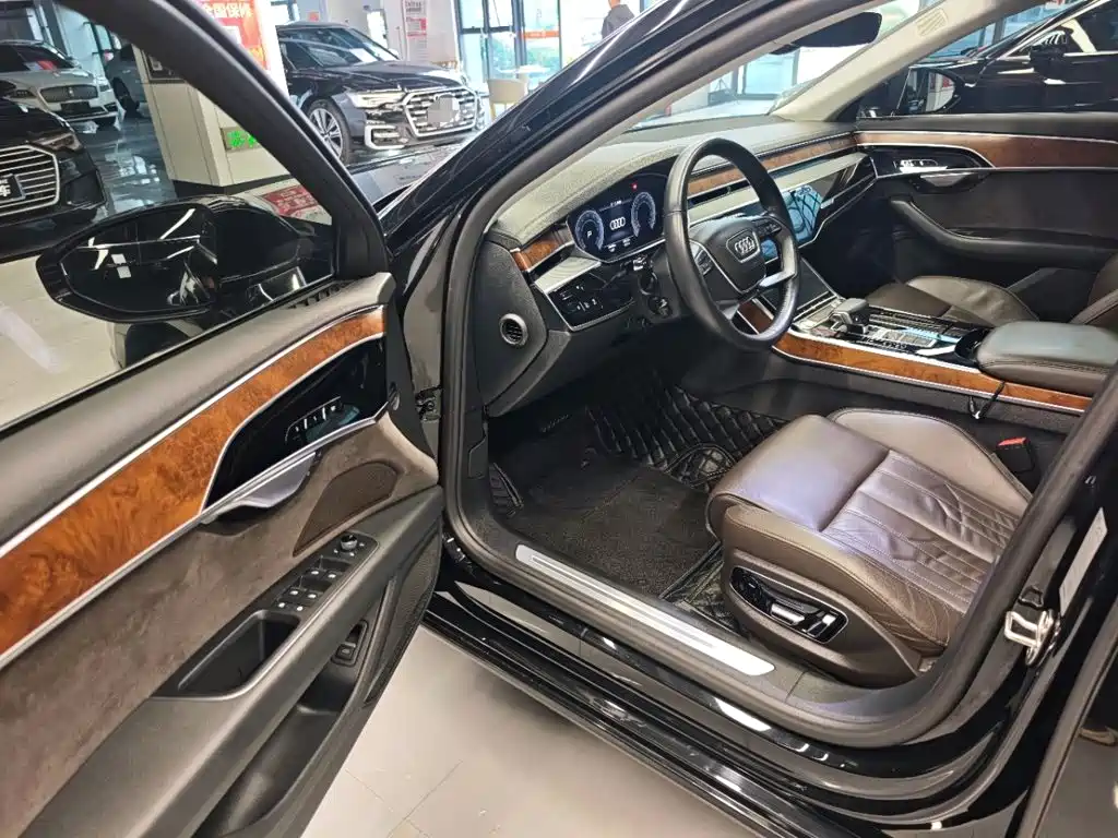 Audi A8 — миниатюра 16