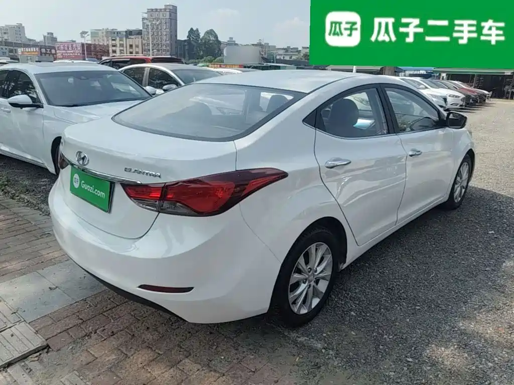 Hyundai Elantra Langdong — миниатюра 7