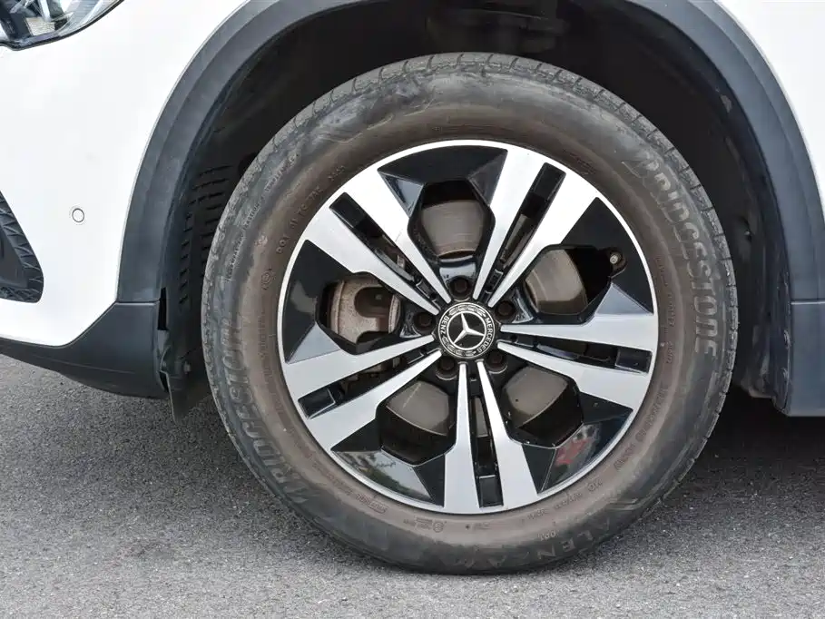 Mercedes-Benz GLA — миниатюра 4
