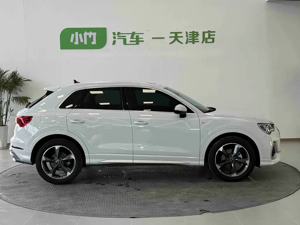Audi Q3 — миниатюра 7