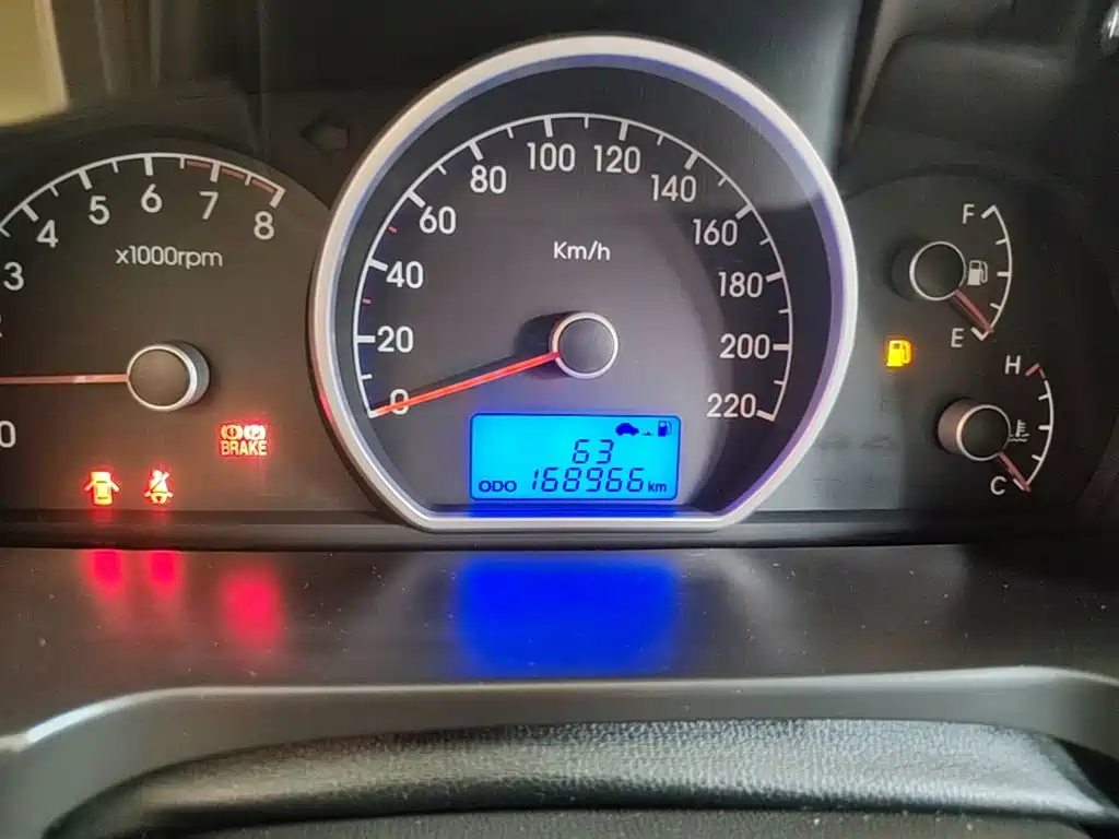 Hyundai Elantra — миниатюра 12