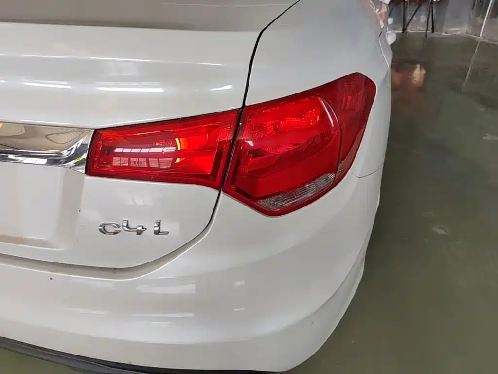 Citroen C4L — миниатюра 8