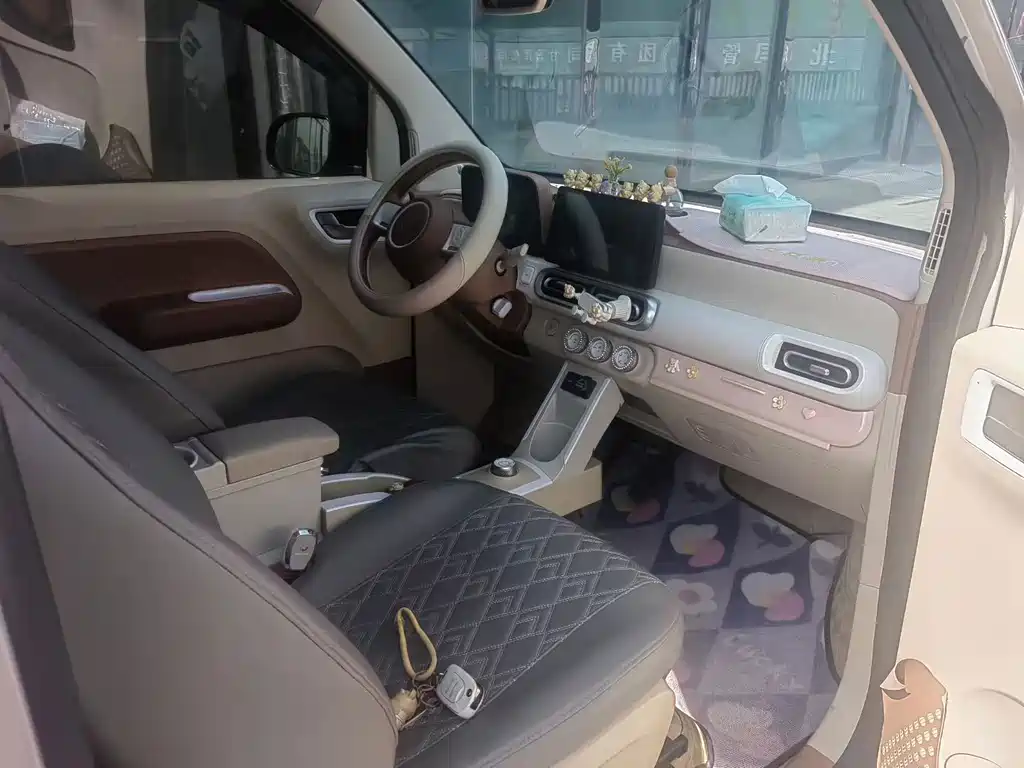 Wuling MINIEV — миниатюра 9