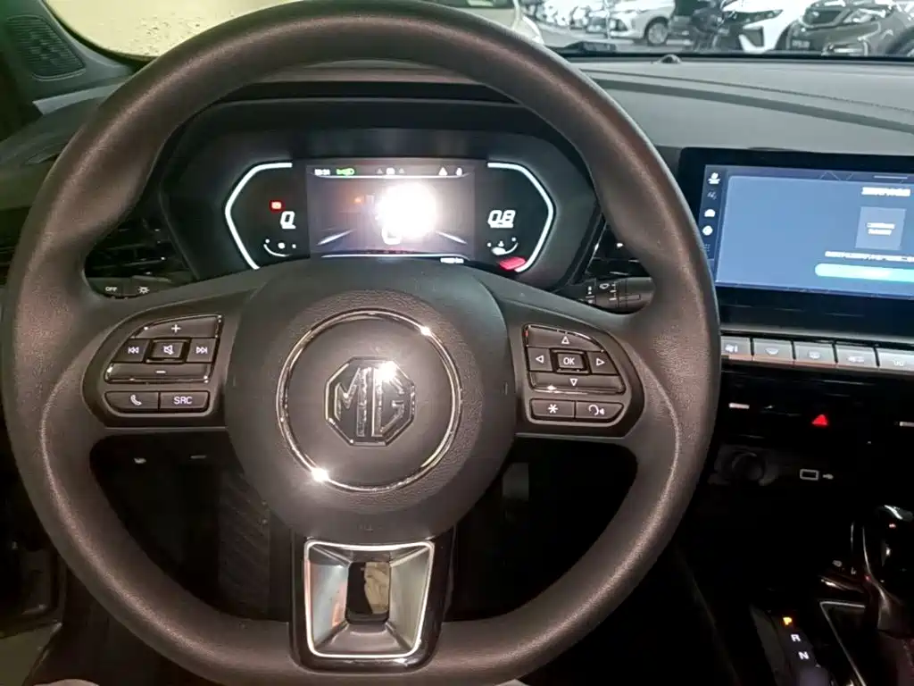 MG MG5 — миниатюра 11