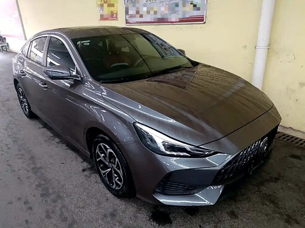 MG MG5 — миниатюра 4