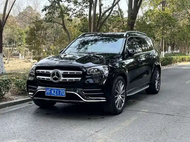 MERCEDES-BENZ GLS