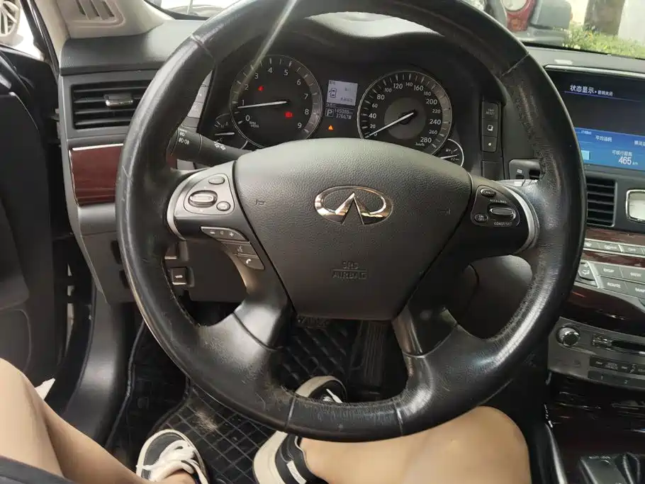Infiniti Q70 — миниатюра 15