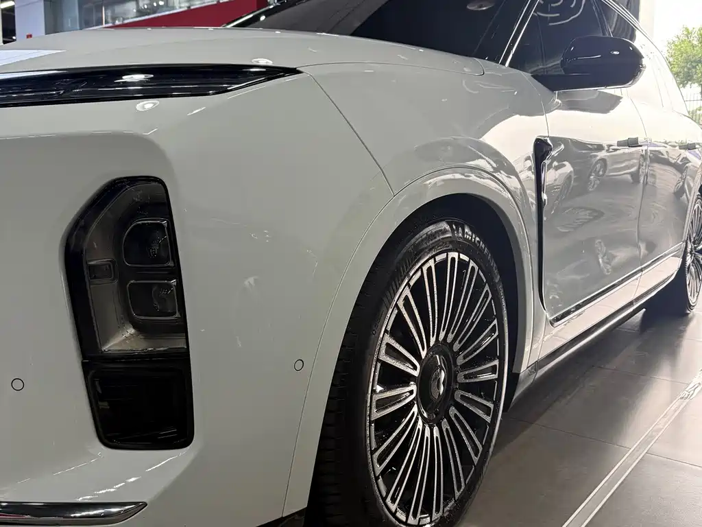 NIO ES8 — миниатюра 4