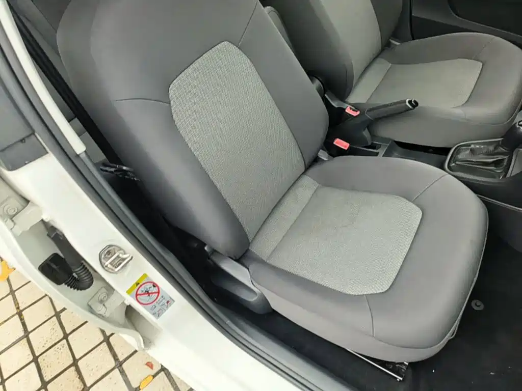 Skoda Rapid Spaceback — миниатюра 25