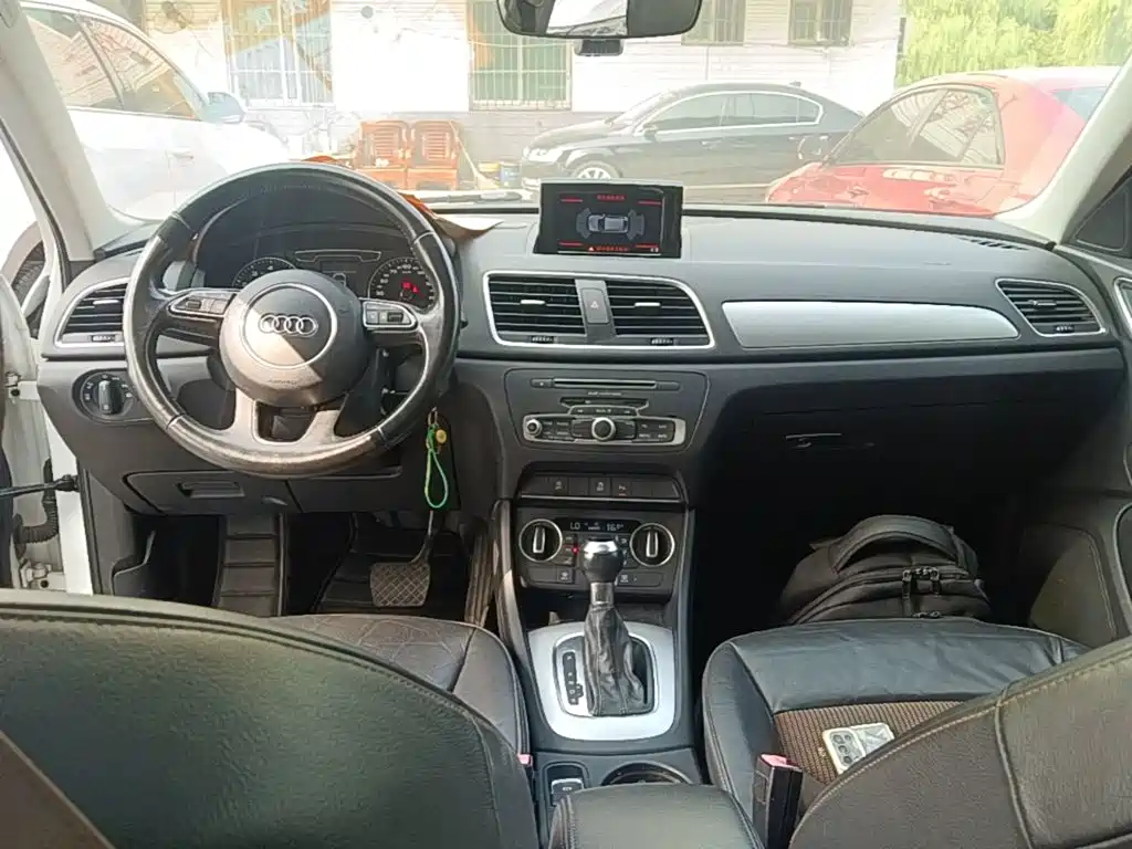 Audi Q3 — миниатюра 10