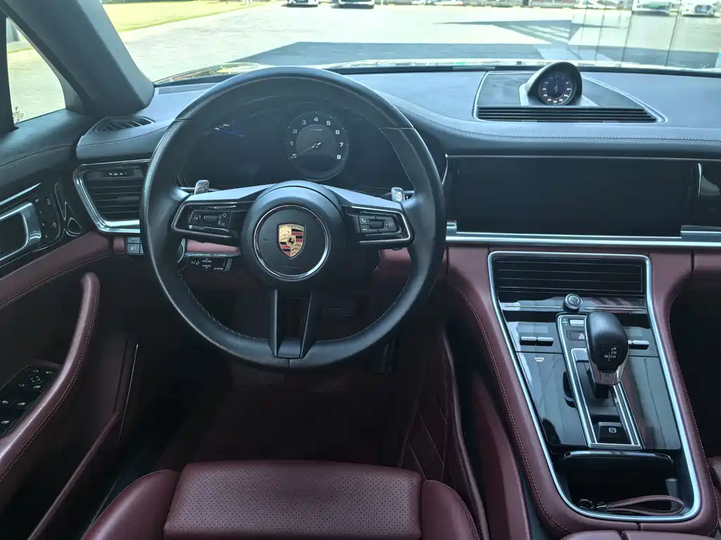 Porsche Panamera — миниатюра 7