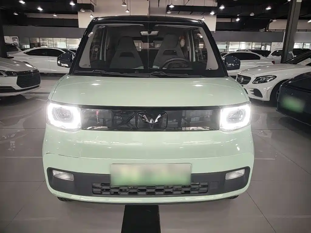 Wuling MINIEV — миниатюра 3
