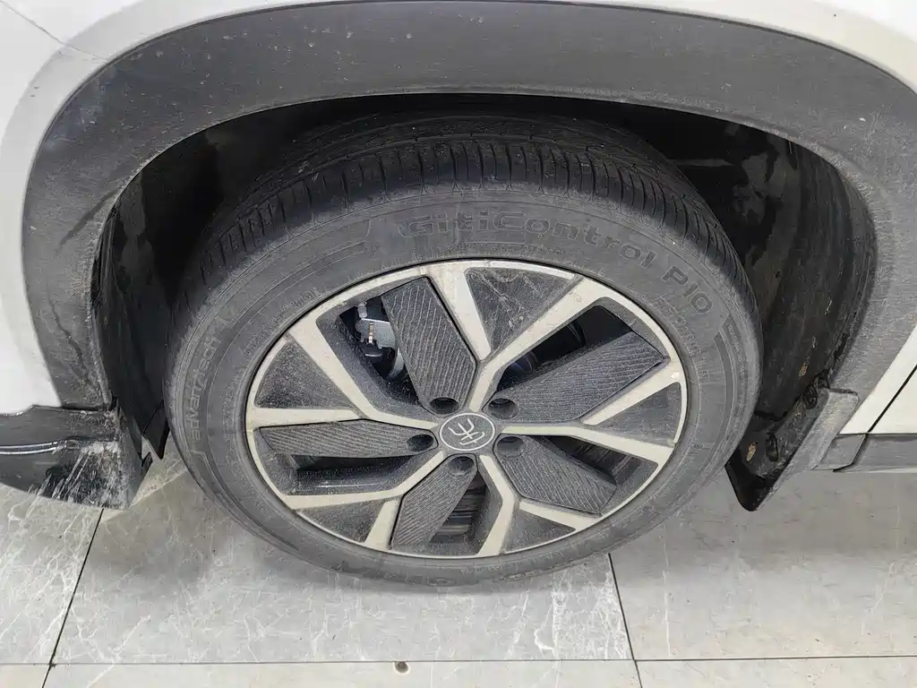 BYD L DM-i — миниатюра 11