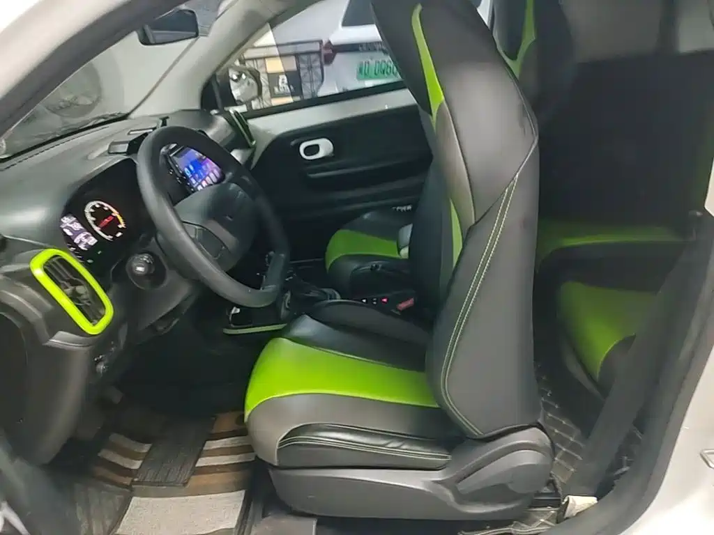 Roewe Clever — миниатюра 15