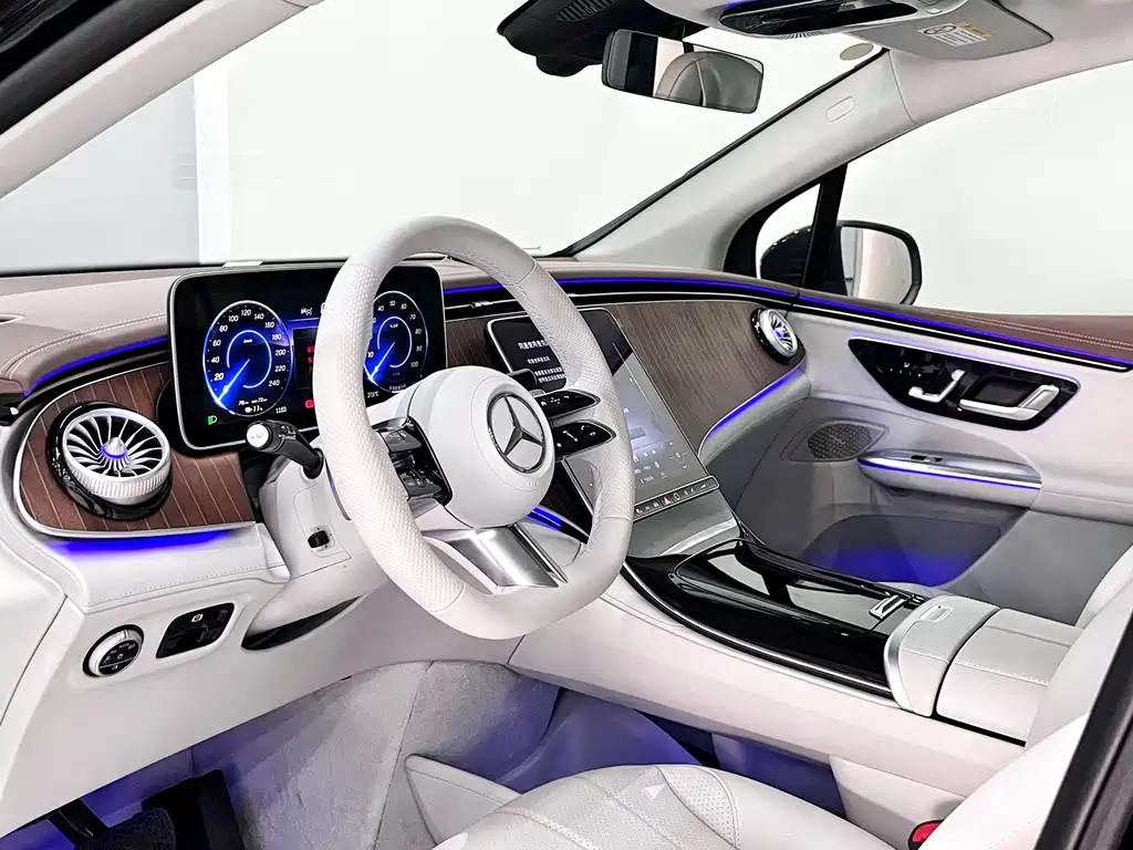Mercedes-Benz EQE SUV 2026 500 4MATIC