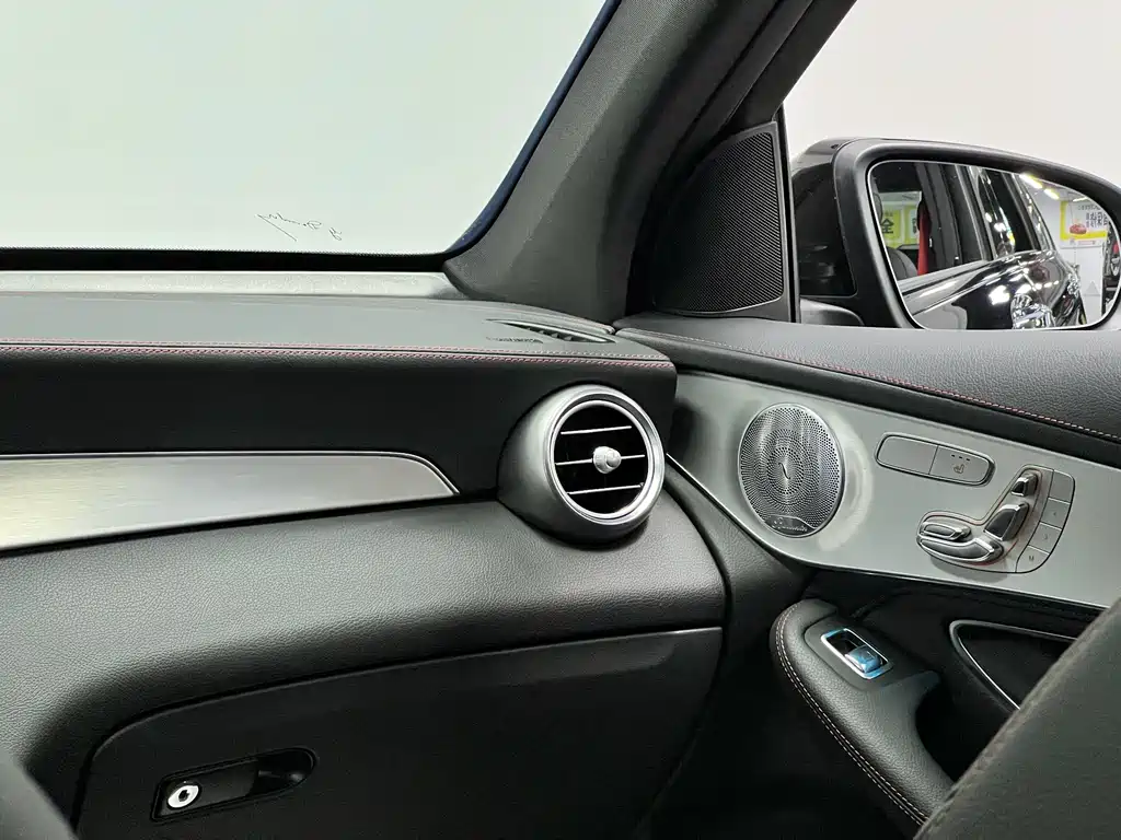 Mercedes-Benz GLC AMG — миниатюра 24