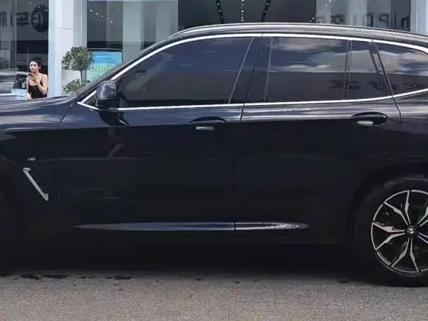 BMW X3 — миниатюра 9
