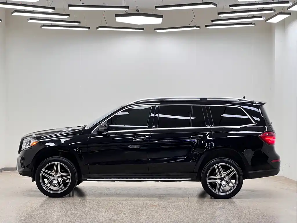 Mercedes-Benz GLS — миниатюра 34