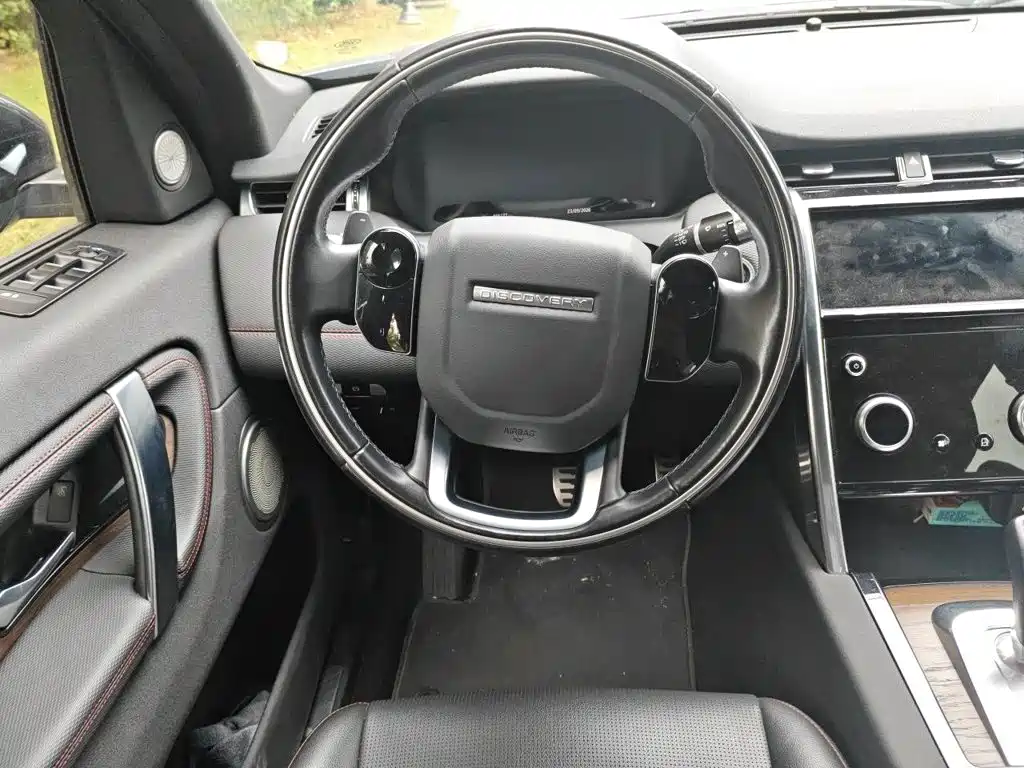 Land Rover Discovery Sport — миниатюра 11