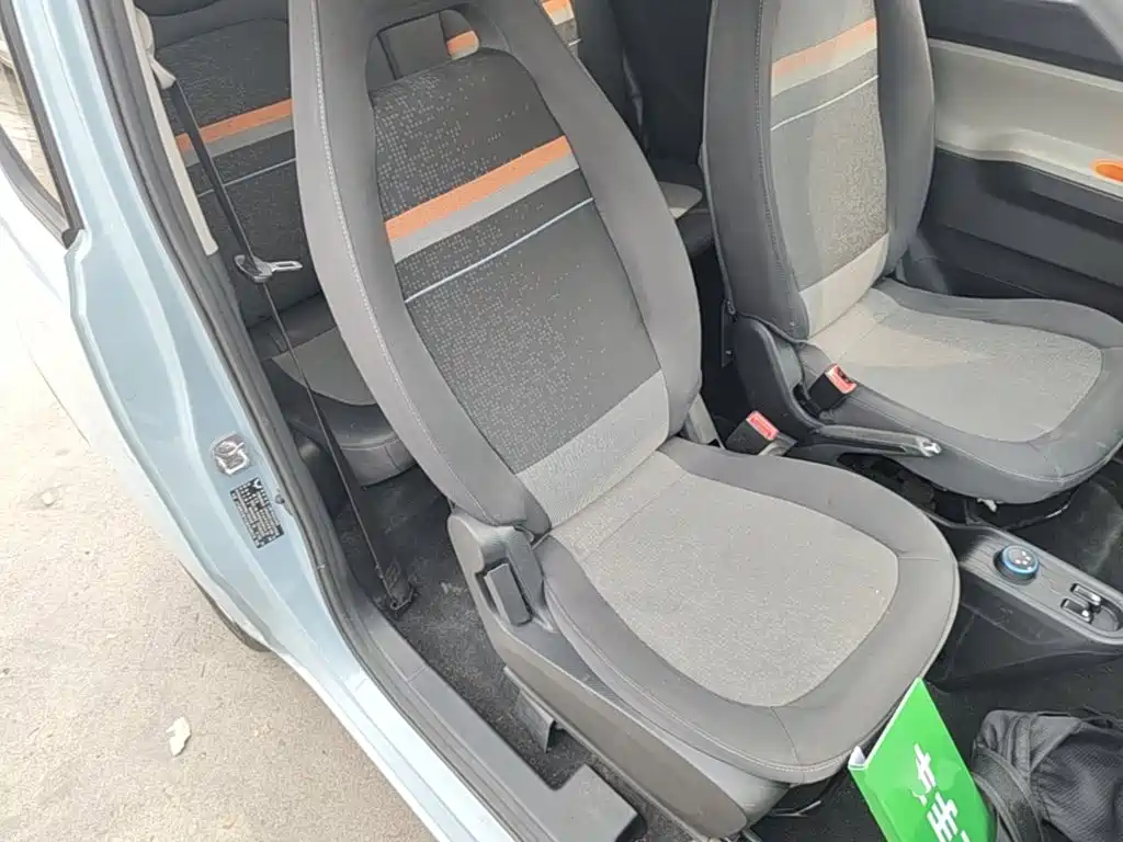 Wuling MINIEV — миниатюра 25