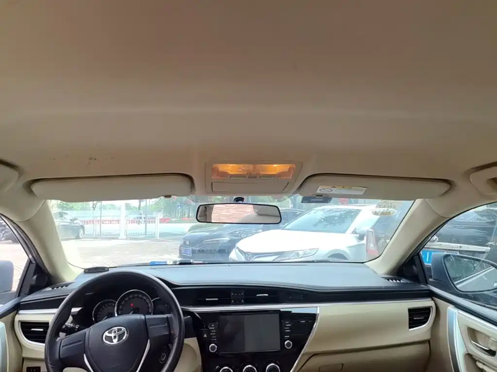 Toyota Corolla — миниатюра 18