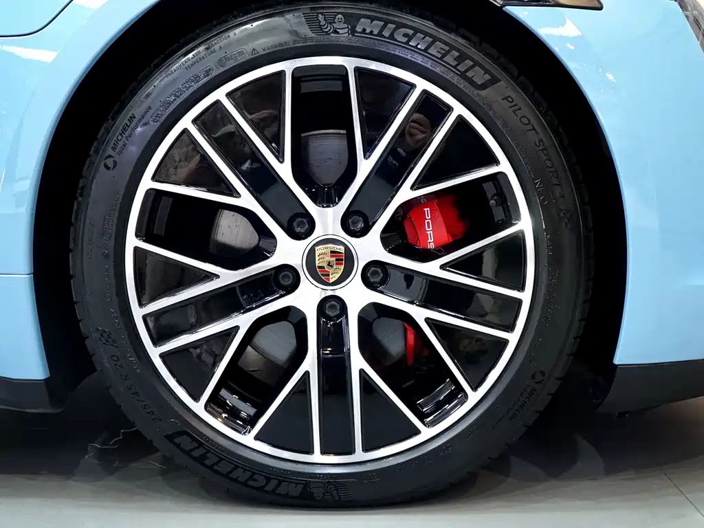 Porsche Taycan — миниатюра 19