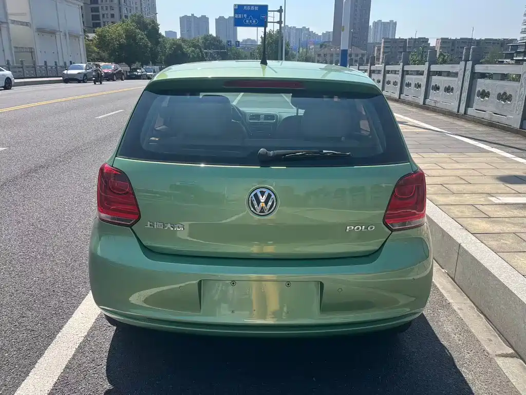 Volkswagen Polo — миниатюра 8